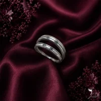 حلقه-ست-نقره-با-تک-خط-سیاه-قلم1