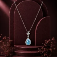 گردنبند-نقره-زنانه-اشک-با-نگین-آبی-طرح-توپاز