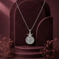 گردنبند-نقره-زنانه-طرح-انار-با-نگین-گرد-متحرک